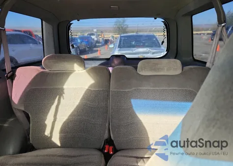 2000 Ford Explorer Sport from USA, damaged, VIN 1FMYU60EXYUA33044